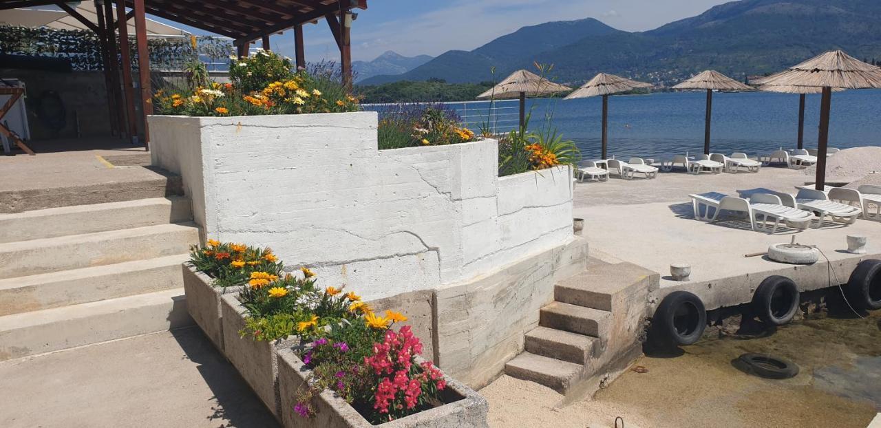 Apartments Klakor PS Tivat Buitenkant foto