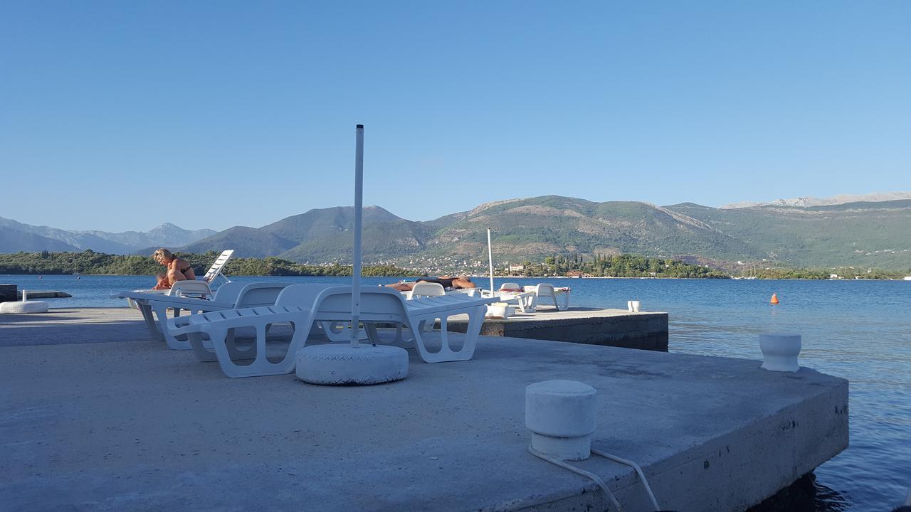 Apartments Klakor PS Tivat Buitenkant foto