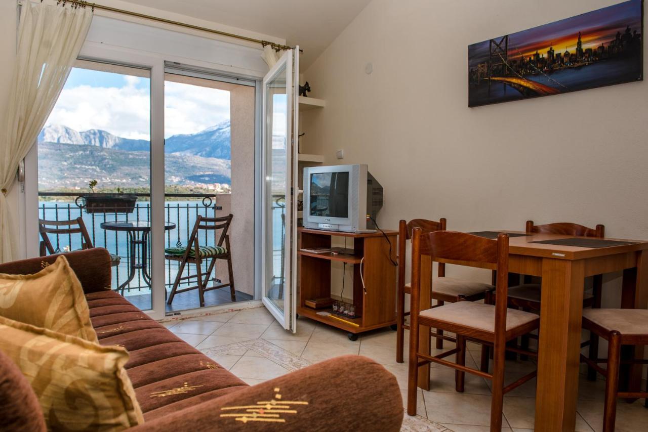 Apartments Klakor PS Tivat Buitenkant foto
