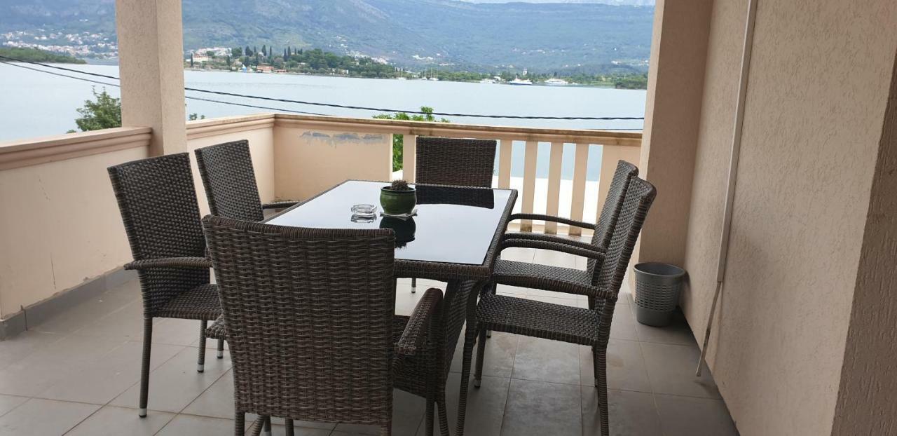 Apartments Klakor PS Tivat Buitenkant foto