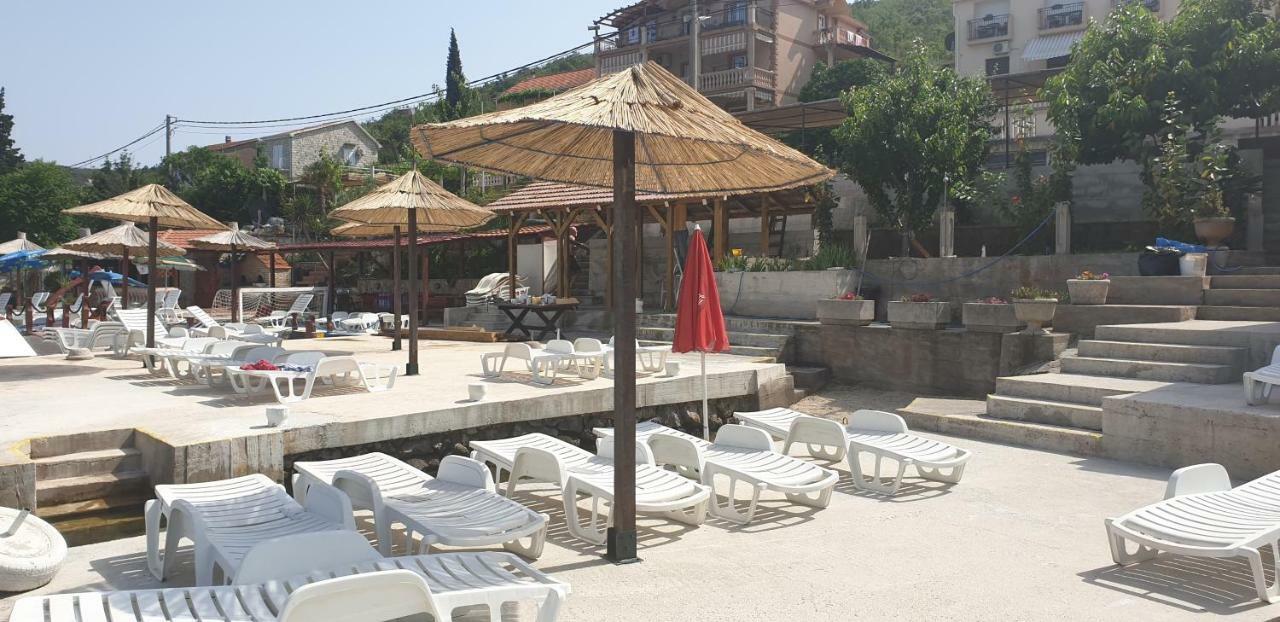 Apartments Klakor PS Tivat Buitenkant foto