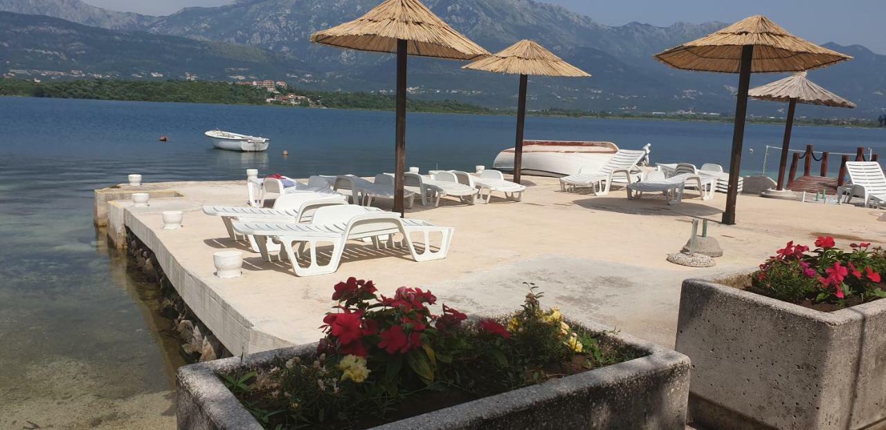 Apartments Klakor PS Tivat Buitenkant foto