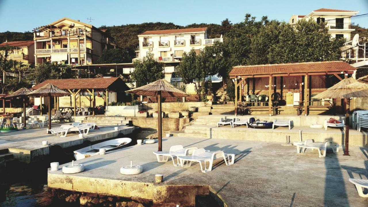 Apartments Klakor PS Tivat Buitenkant foto